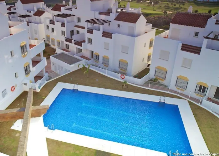 Valle Golf Capitolio * Estepona